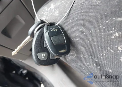 2011 Chevrolet Malibu Ls z USA, uszkodzony, nr VIN 1G1ZA5EU2BF359016